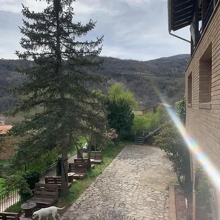 Casa Teresina Allotjament i esmorzar La Plana de Mont-Ros